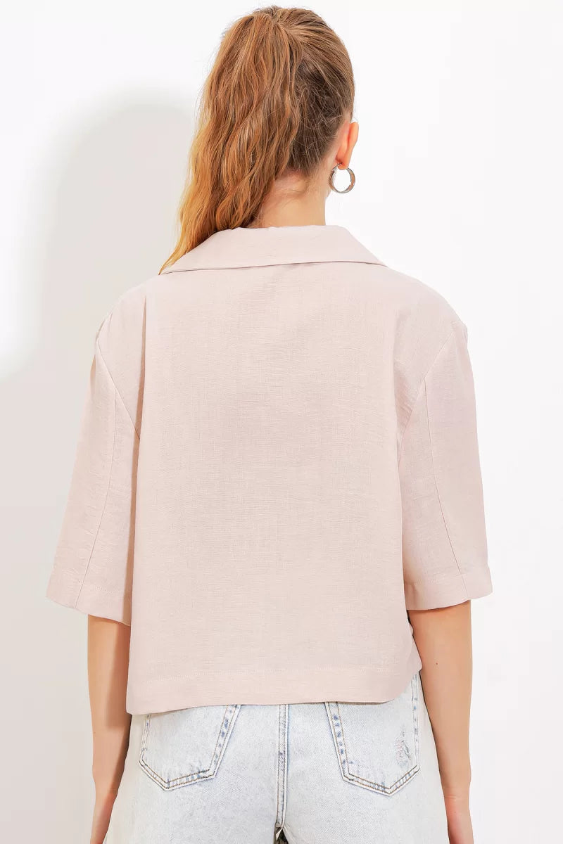 Kadın Klasik Yaka Çift Düğmeli Crop Oversize Keten Krem Ceket