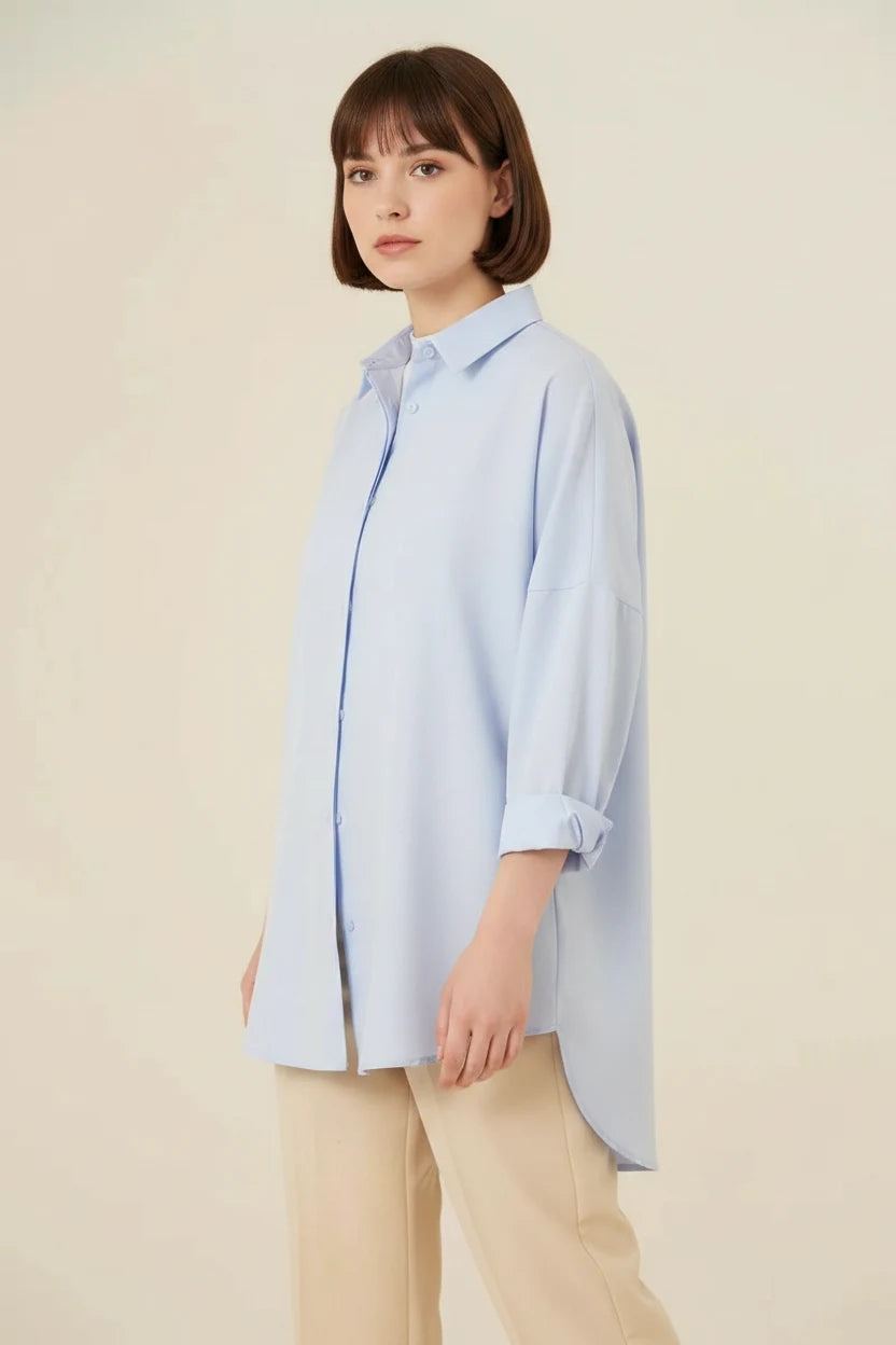 Kadın Katlanmış Kol Basic Oversize Pamuklu Açık Mavi Tesettür Gömlek