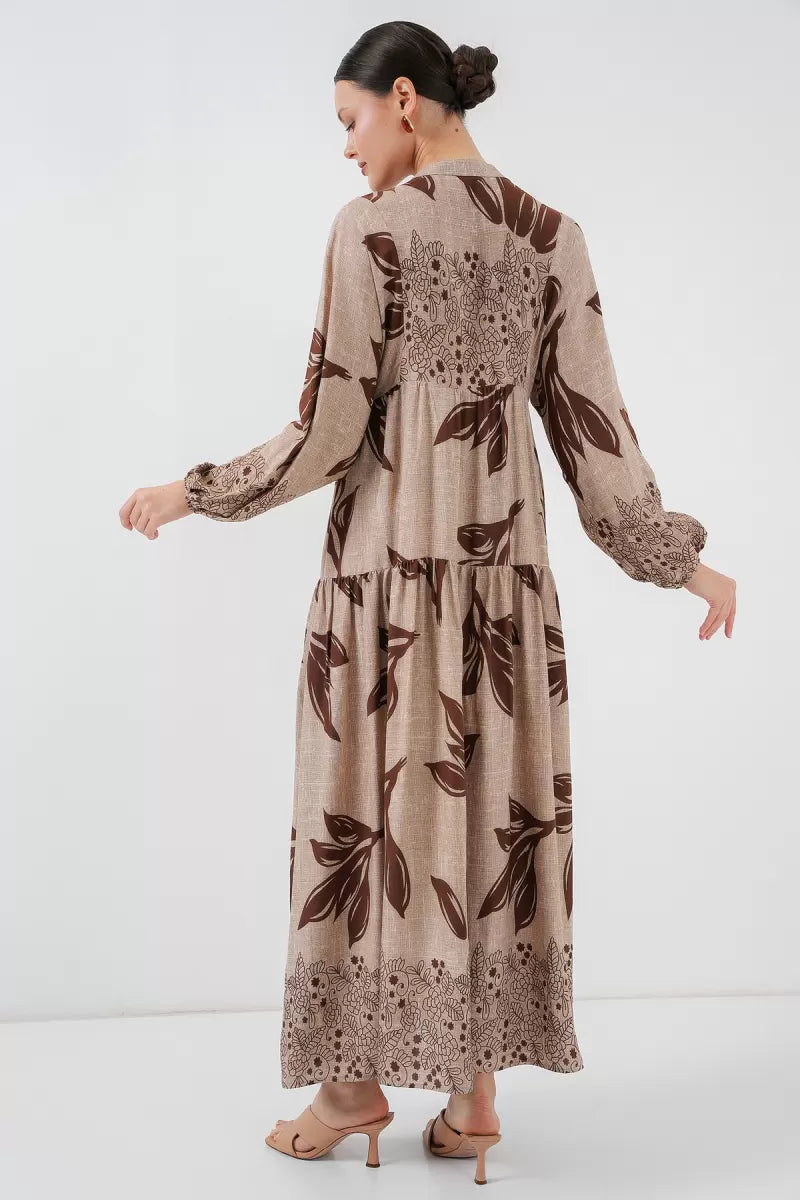 Kadın Yuvarlak Yaka Beli Büzgülü Çiçek Desenli Viskon Füme Bej Tesettür Elbise