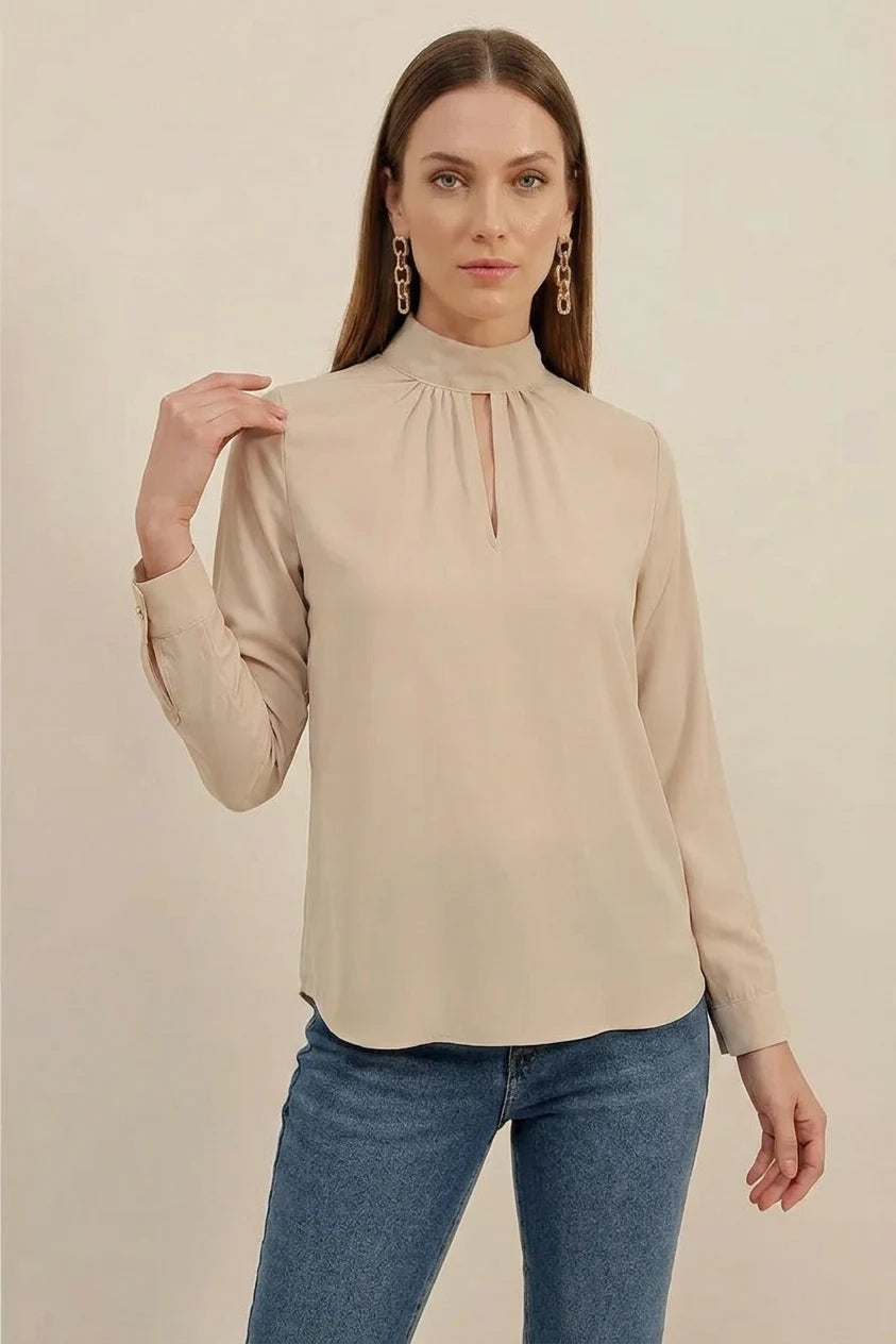 Kadın Yüksek Yaka Pencere Detaylı Bluz
