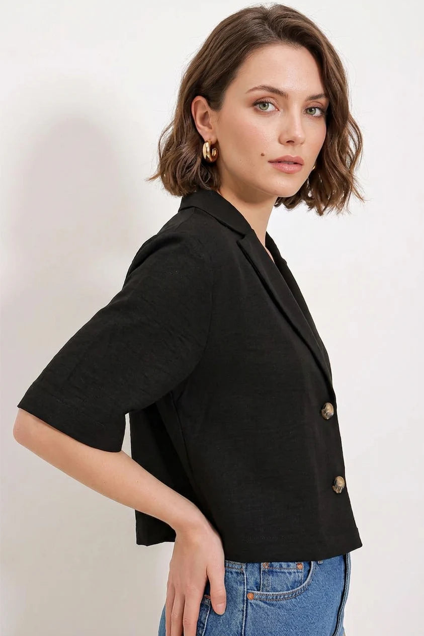 Kadın Klasik Yaka Crop Kısa Kol Oversize Düğmeli Keten Siyah Ceket