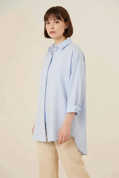 Kadın Katlanmış Kol Basic Oversize Pamuklu Açık Mavi Tesettür Gömlek