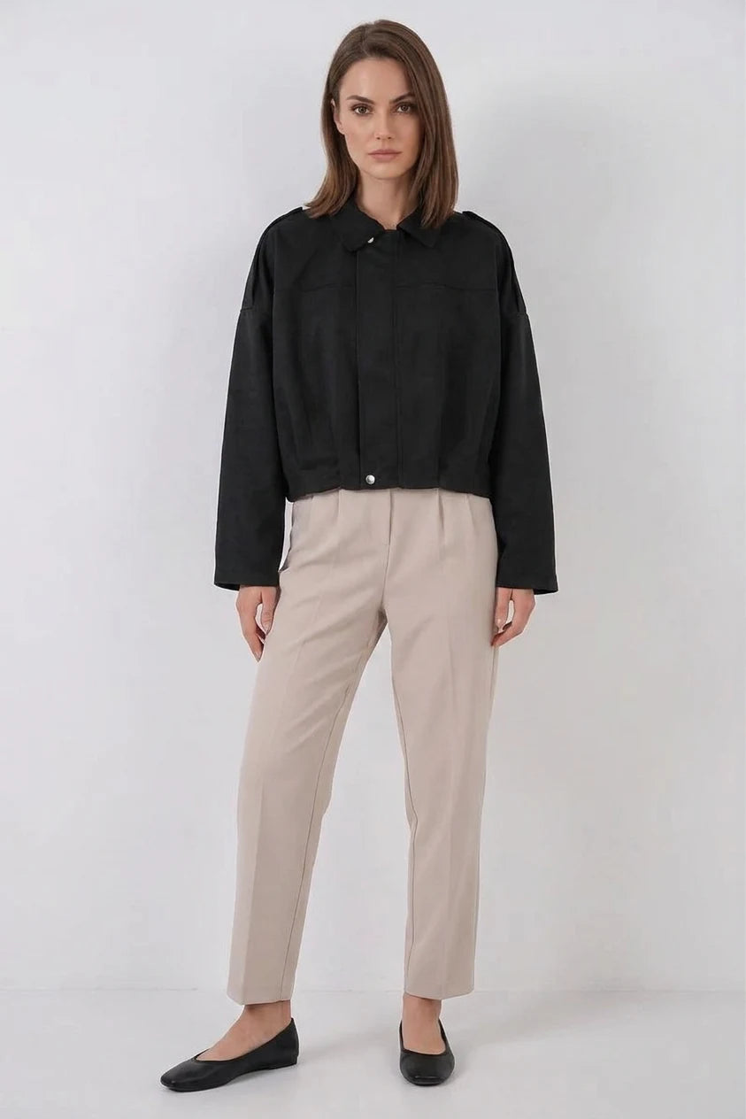 Kadın Klasik Yaka Oversize Omuz Detaylı Siyah Ceket
