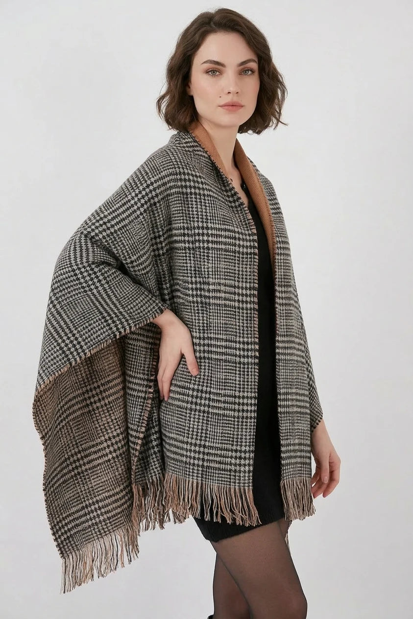 Kadın Kareli Desen Püsküllü Triko Camel Şal