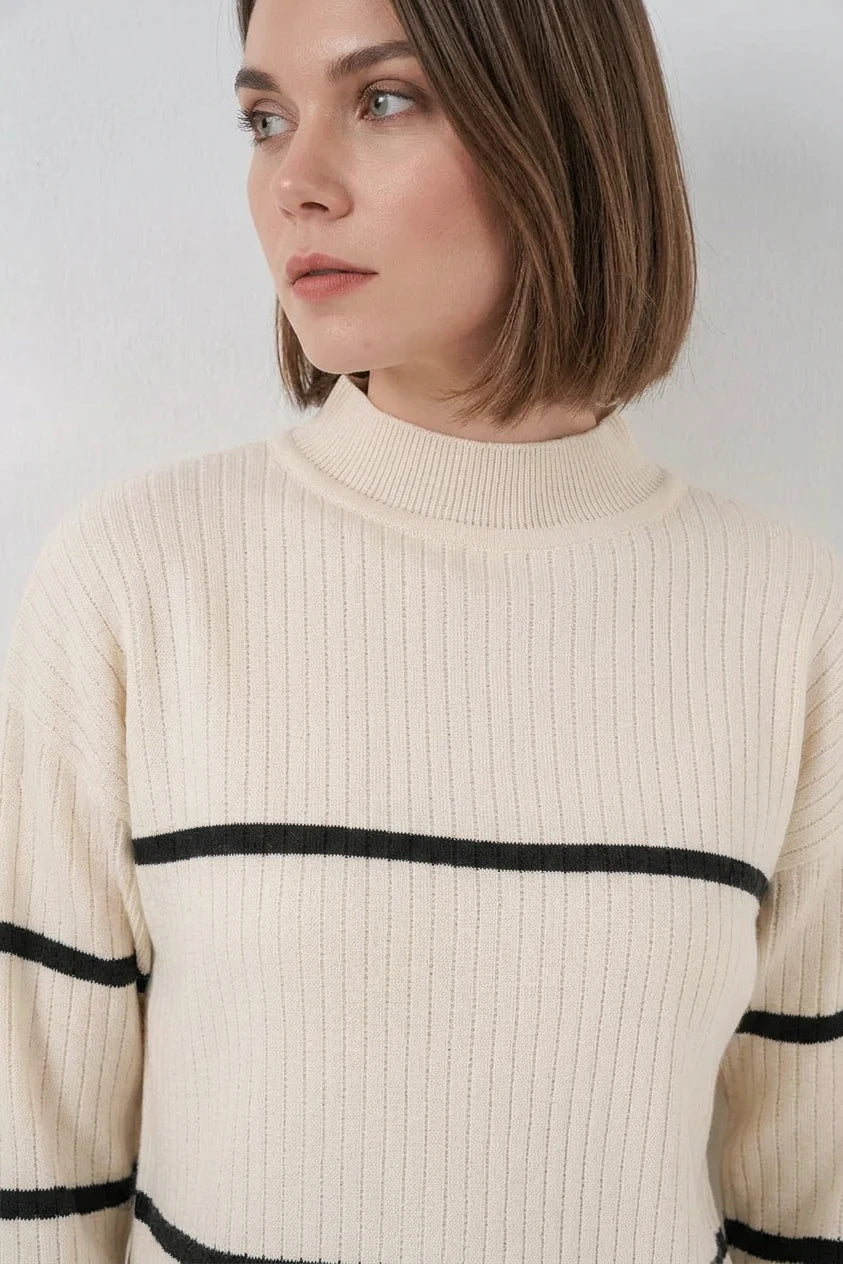 Kadın Balıkçı Yaka Oversize Çizgili Triko Ekru İkili Takım