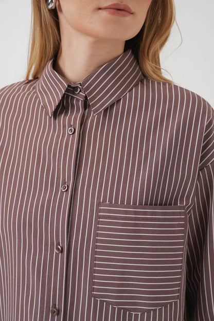 Kadın Oversize Tek Cepli Çizgili Pamuklu Gömlek