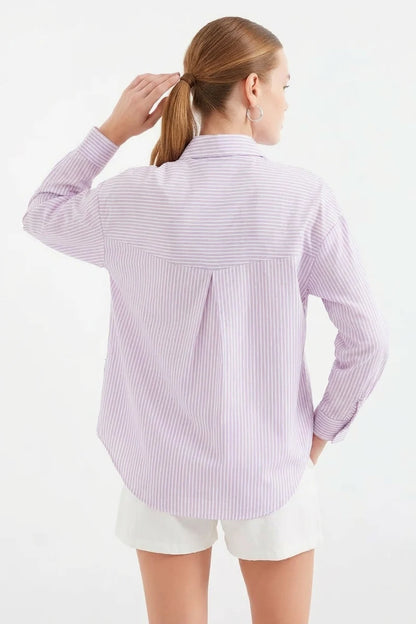 Kadın Tek Cepli Oversize Kesim Çizgili Pamuklu Pembe Gömlek