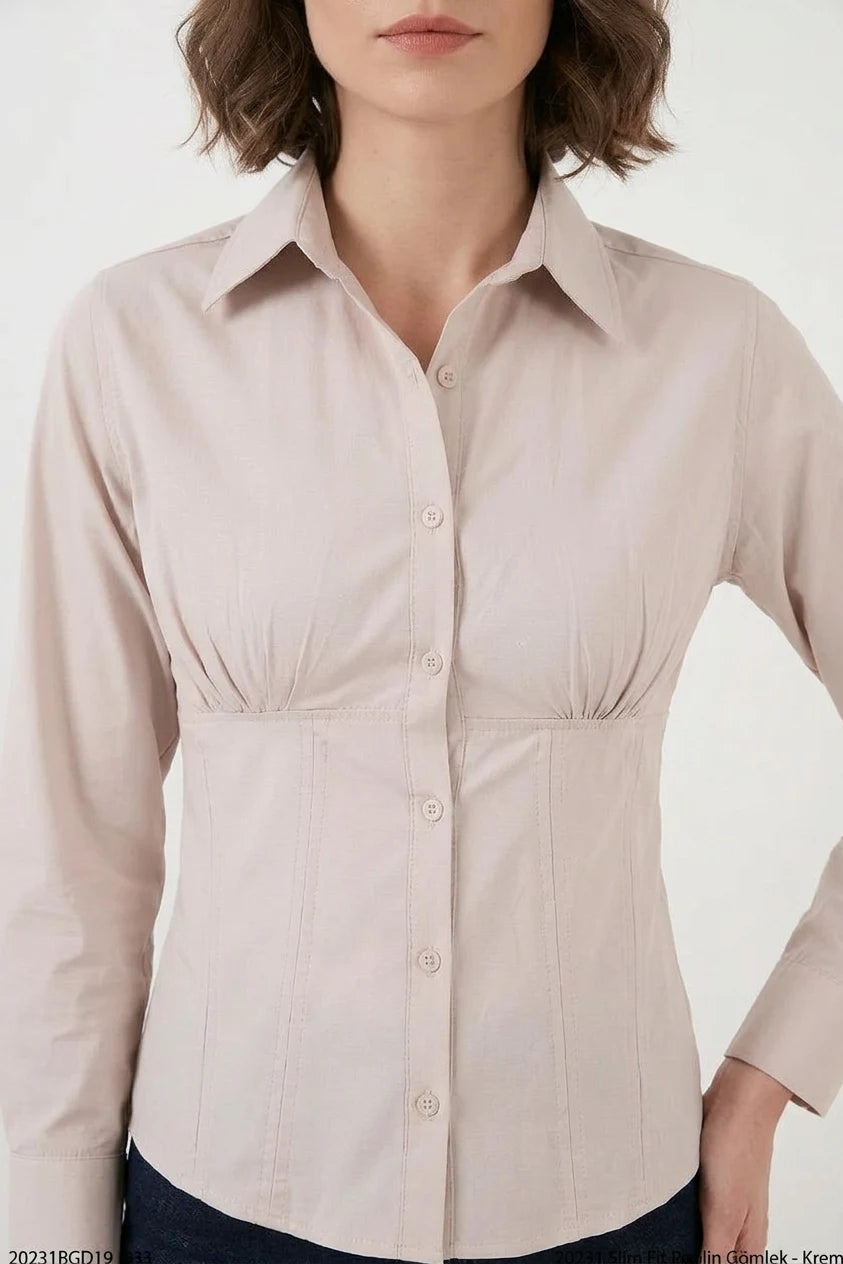 Kadın Slim Fit Belden Büzgülü Pamuklu Krem Gömlek
