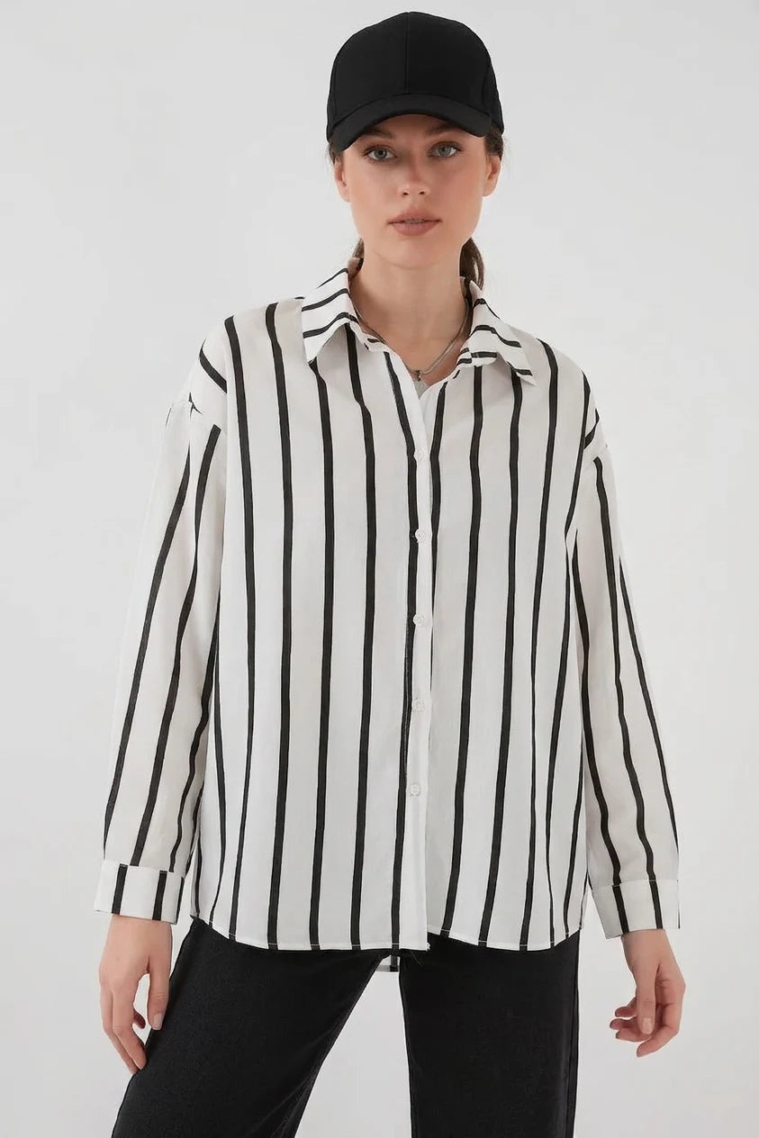 Kadın Basic Oversize Çizgili Siyah Beyaz Gömlek