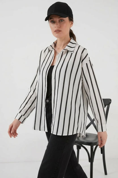 Kadın Basic Oversize Çizgili Siyah Beyaz Gömlek