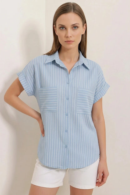 Kadın Oversize Kısa Kol Çizgili Viskon Mavi Gömlek