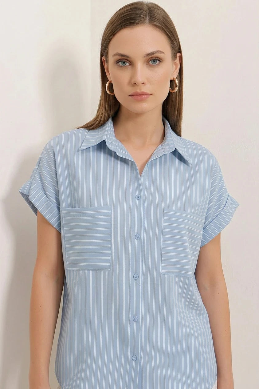 Kadın Oversize Kısa Kol Çizgili Viskon Mavi Gömlek