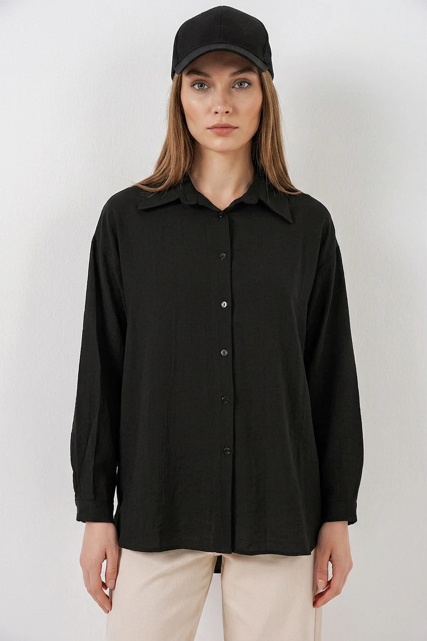 Kadın Oversize Kesim Pamuklu Gömlek