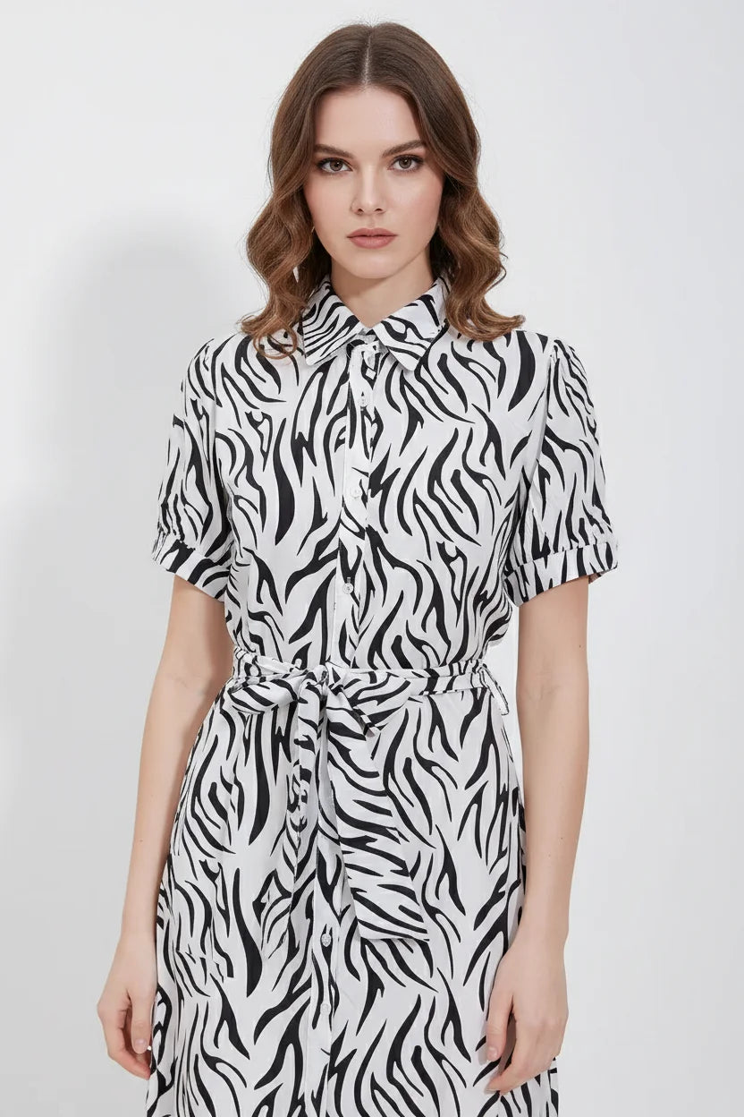 Kadın Gömlek Yaka Kuşaklı Kısa Kol Zebra Desenli Viskon Elbise