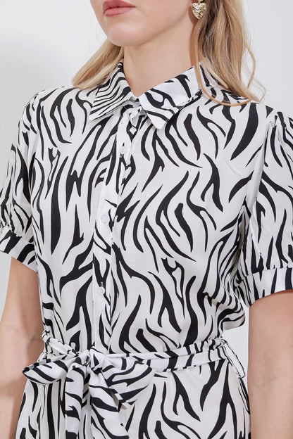 Kadın Gömlek Yaka Kuşaklı Kısa Kol Zebra Desenli Viskon Elbise