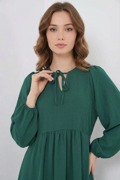 Kadın Bağcıklı Beli Büzgülü Balon Kol Tesettür Elbise