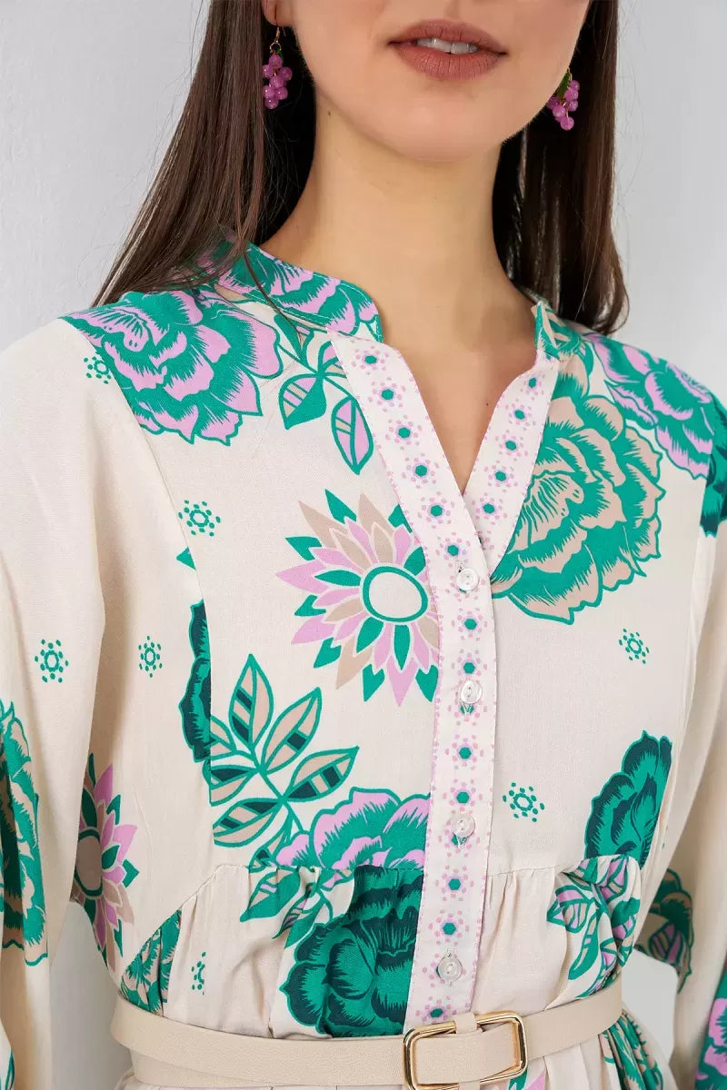 Kadın Hakim Yaka Kuşaklı Çiçek Desenli Viskon Yeşil Tesettür Elbise