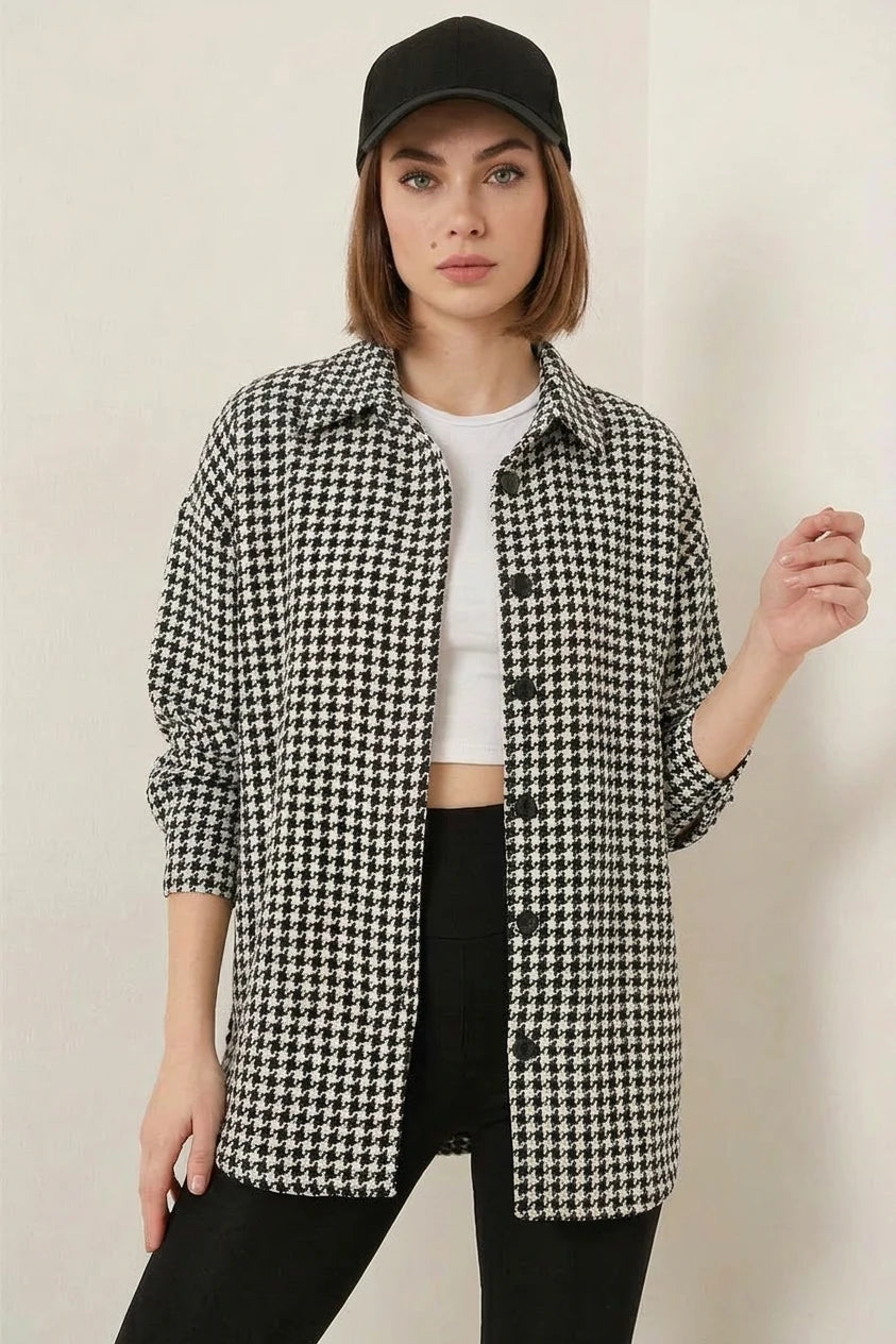 Kadın Oversize Kazayağı Desen Pamuklu Siyah Beyaz Gömlek