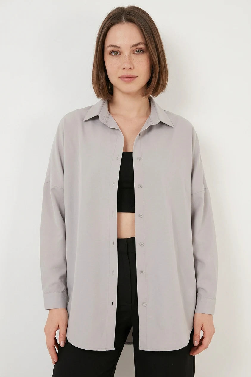 Kadın Oversize Kesim Basic Pamuklu Gömlek – Renk Seçenekleri 1