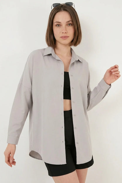 Kadın Oversize Kesim Basic Pamuklu Gömlek – Renk Seçenekleri 1