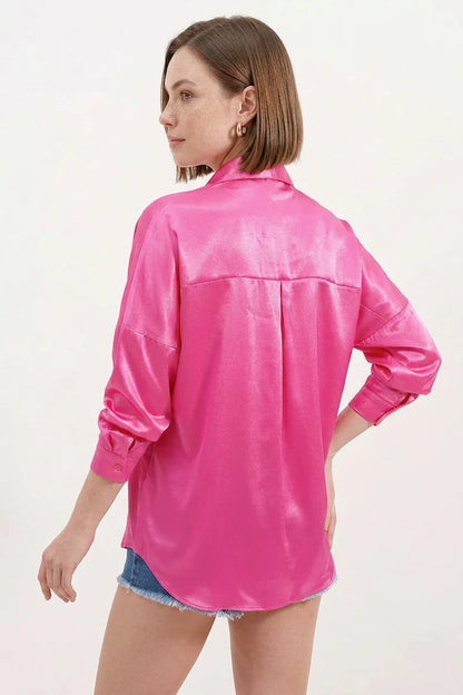 Kadın Oversize Kesim Saten Gömlek