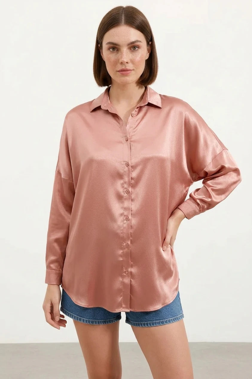 Kadın Oversize Kesim Saten Gömlek