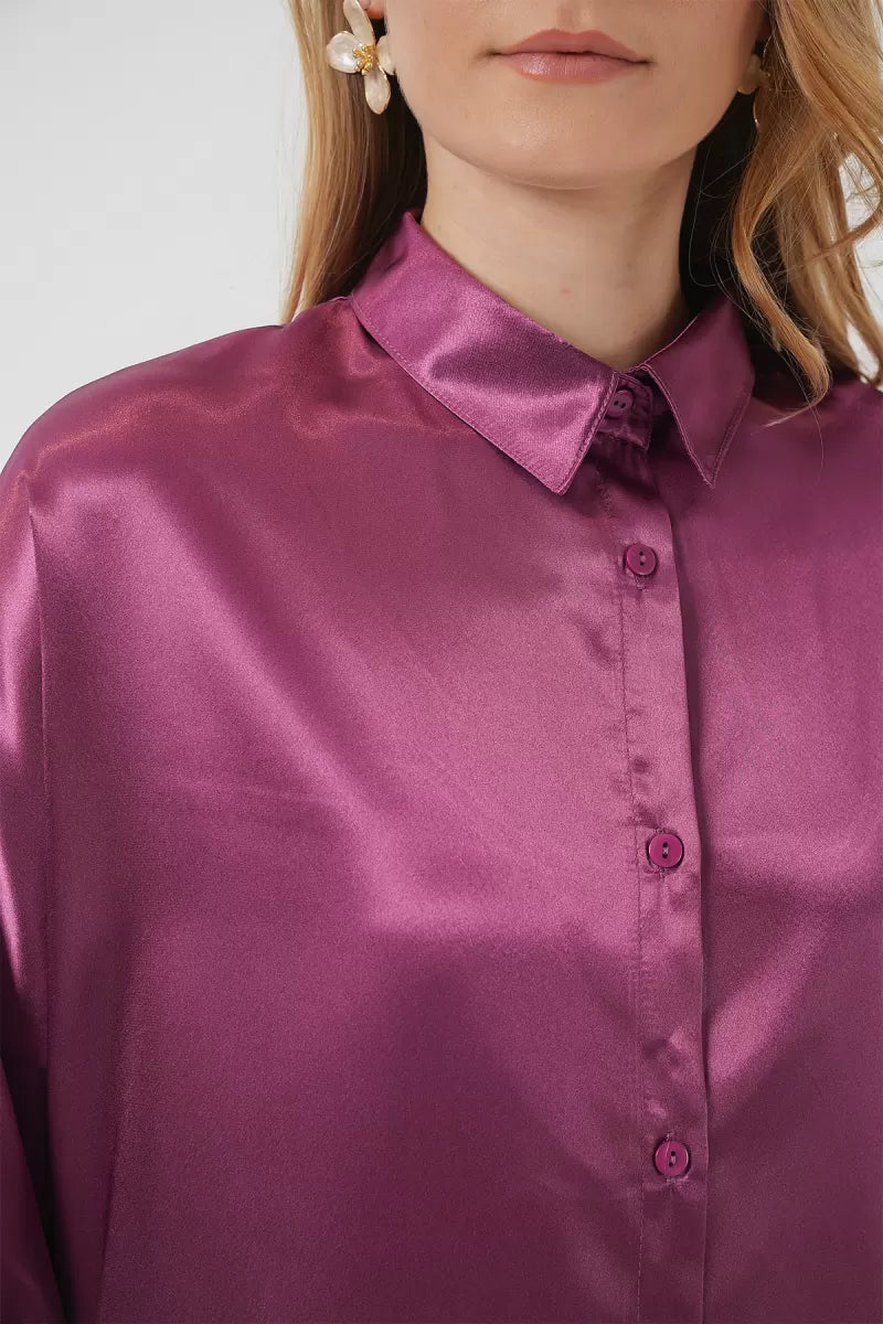 Kadın Oversize Kesim Saten Gömlek