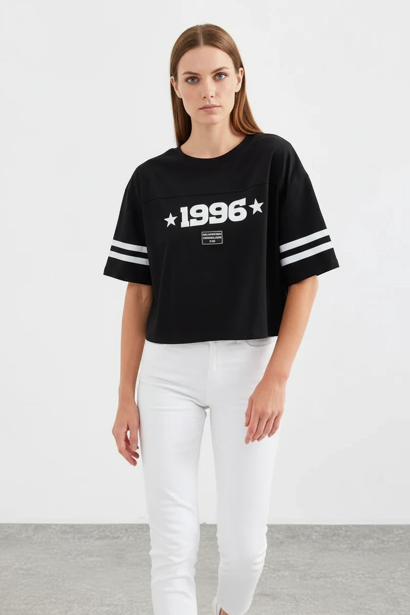 Kadın Basic Oversize Çizgili Kol Siyah Tişört