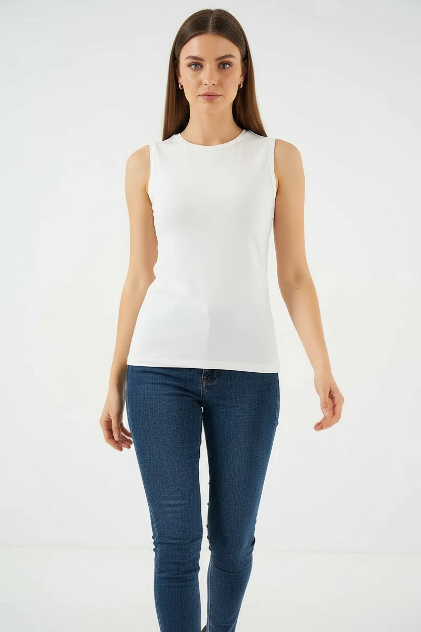 Kadın Yuvarlak Yaka Kolsuz Viskon Ekru Body
