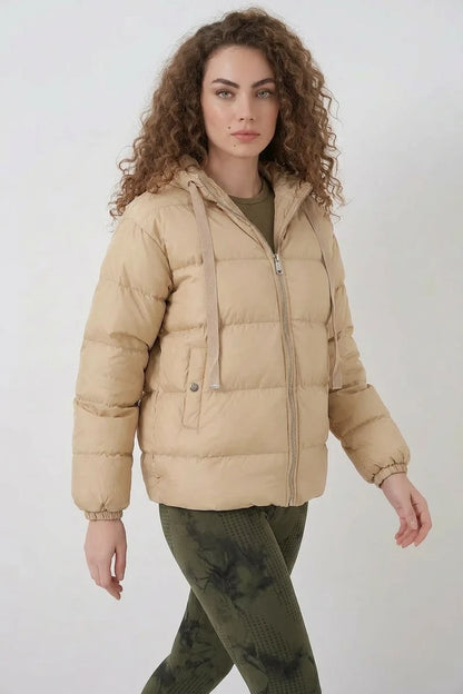 Kadın Kapşonlu Vizon Mont