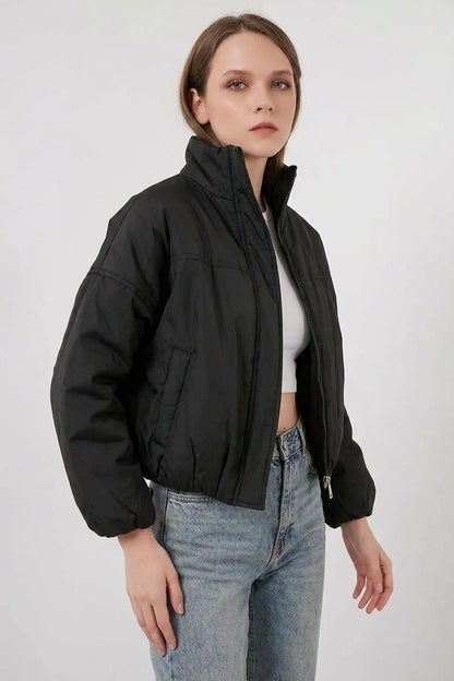 Kadın Dik Yaka Belden Büzgülü Oversize Bomber Siyah Mont