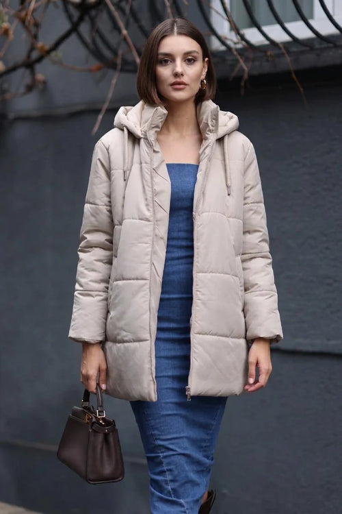 Kadın Kapüşonlu Oversize Bej Mont