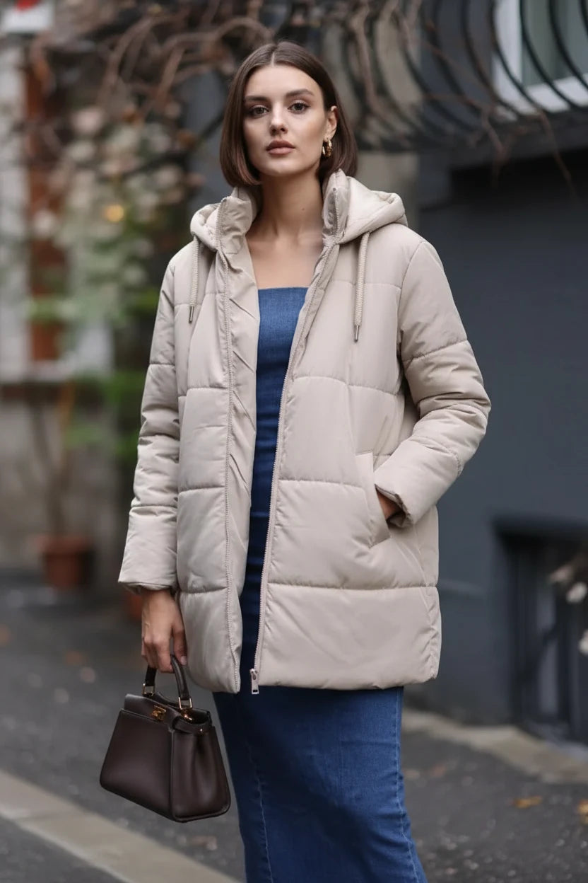 Kadın Kapüşonlu Oversize Bej Mont