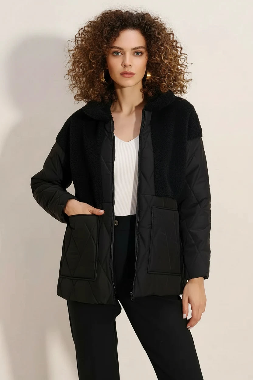 Kadın Yüksek Yaka Kapitone Peluş Detaylı Oversize Mont