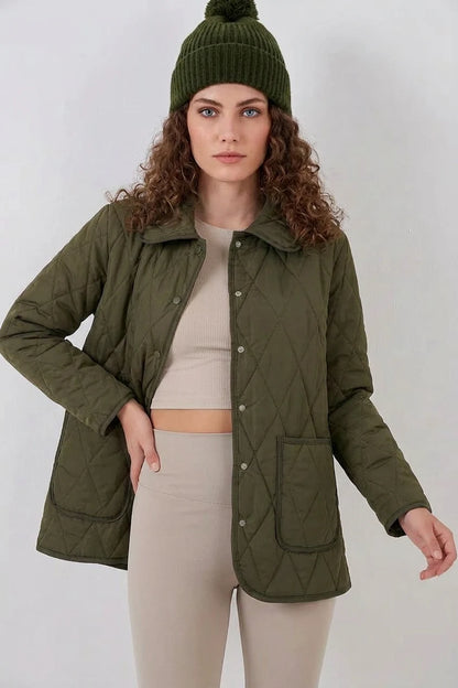 Kadın Klasik Yaka Kapitone Oversize Çift Renk Haki Mont