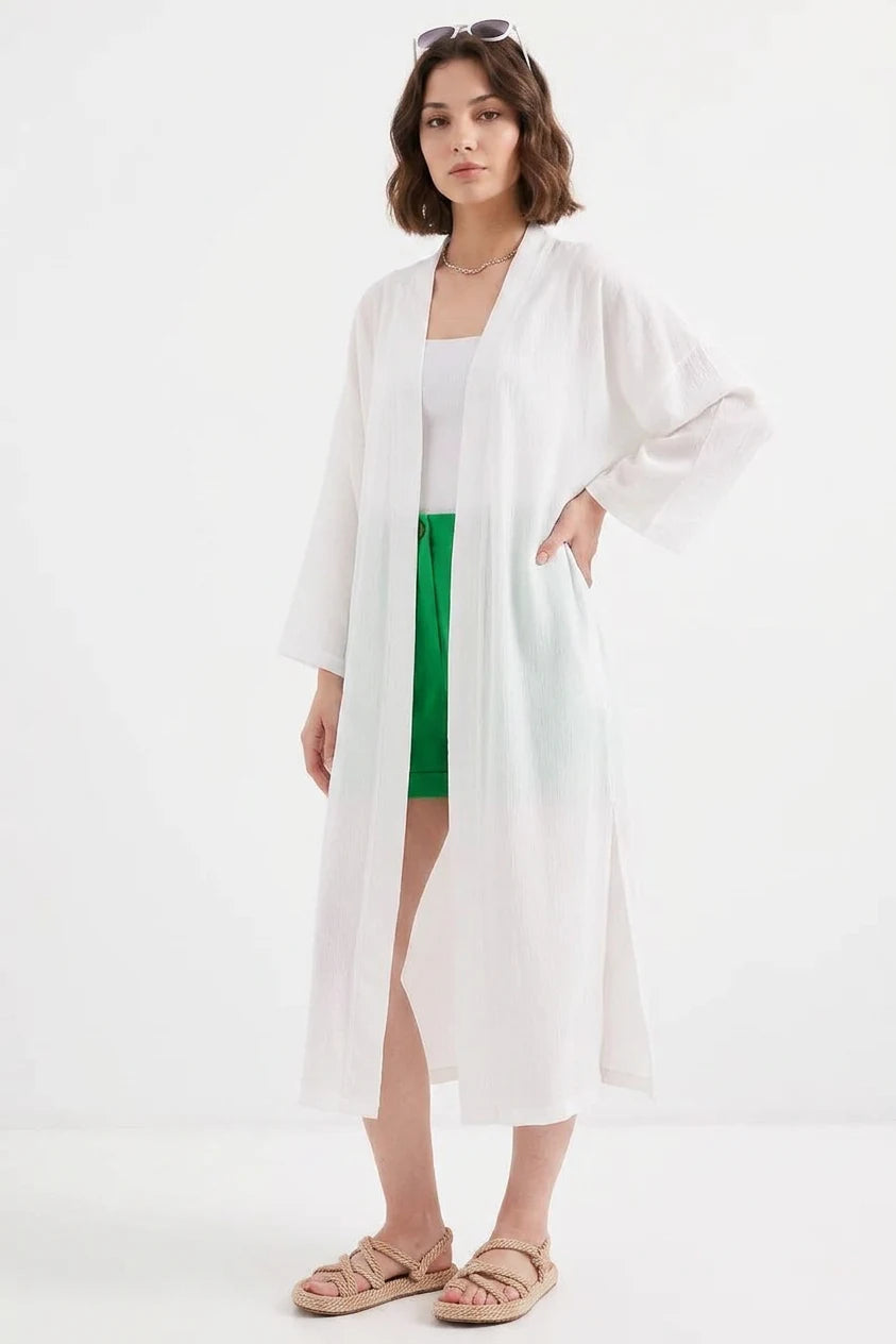 Kadın V Yaka Kuşaklı Yırtmaçlı Beyaz Kimono