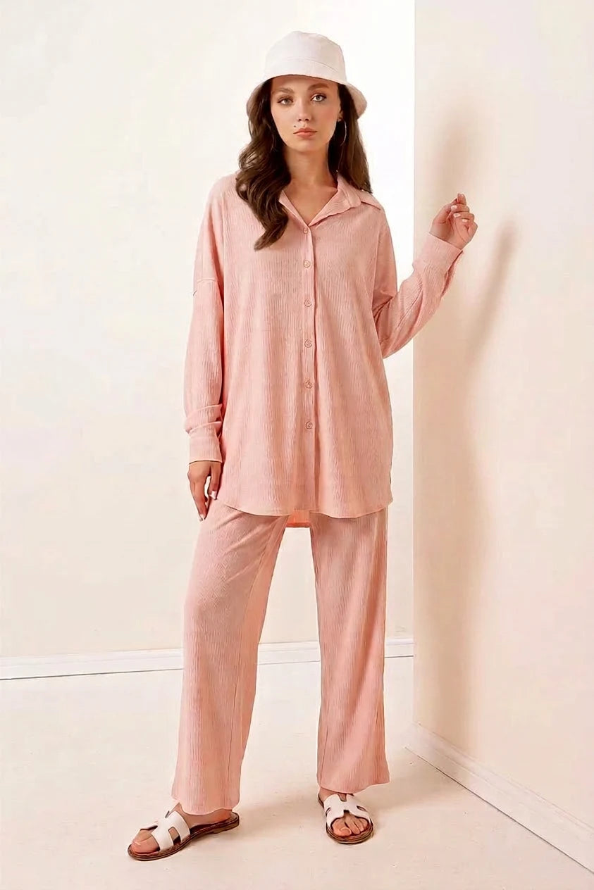 Kadın Gömlek Yaka Oversize Düğmeli Pudra İkili Takım