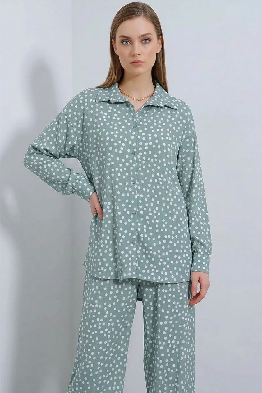 Kadın Gömlek Yaka Oversize Puantiyeli İkili Takım