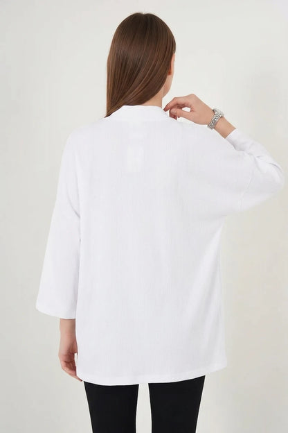 Kadın Bisiklet Yaka Düşük Omuzlu Beyaz Kimono