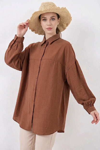 Kadın Kabartmalı Kumaş Oversize Viskon Sütlü Kahve Gömlek