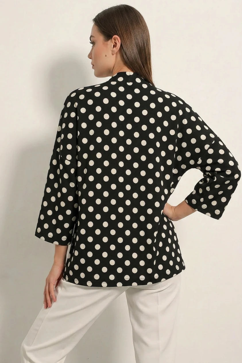 Kadın Yaka Puantiyeli Siyah Kimono