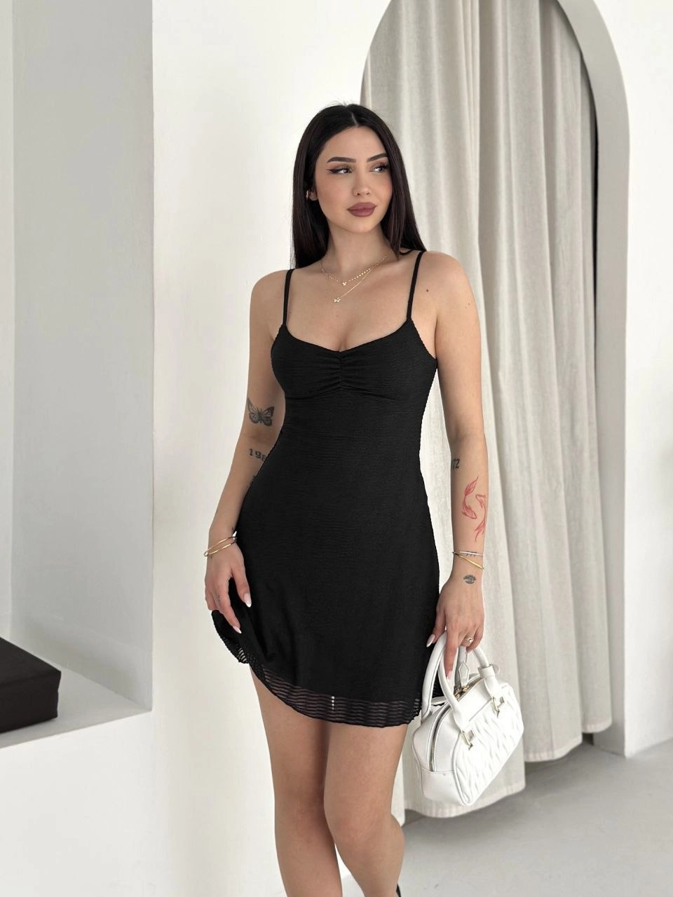 Siyah
