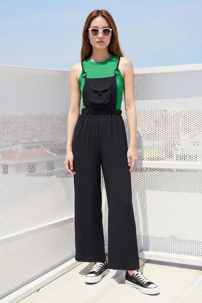 Kadın Askılı Beli Lastikli Halka Detaylı Siyah Tulum