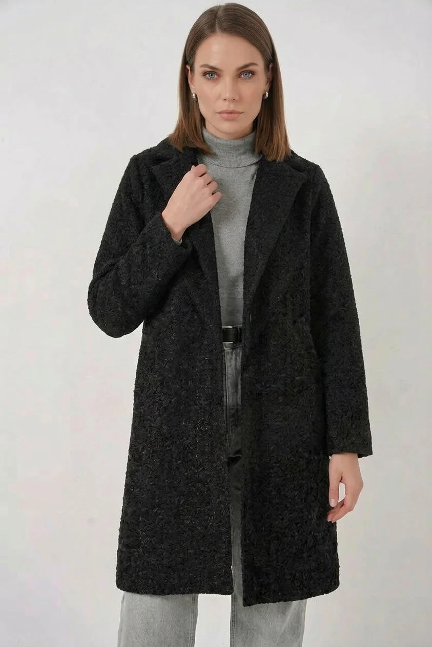 Kadın Kemerli Yaka Oversize Kaşe Siyah Kaban