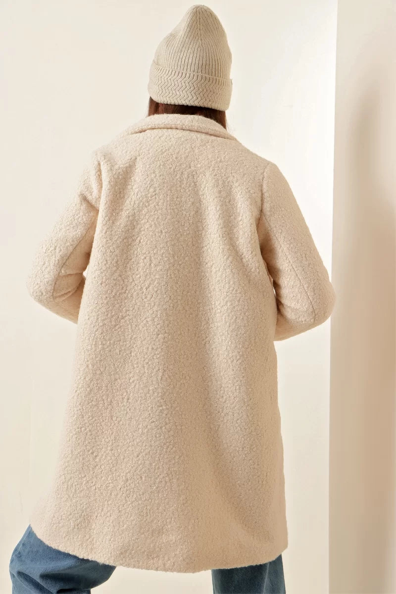 Kadın Klasik Yaka Oversize Kaşe Kaban