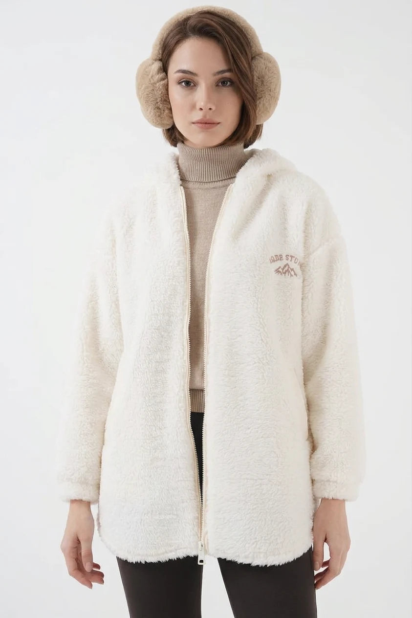 Kadın Kapüşonlu Peluş Oversize Beyaz Kaban