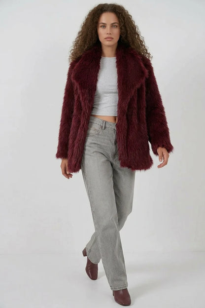 Kadın Geniş Yaka Kuşaklı Kürklü Oversize Bordo Kaban