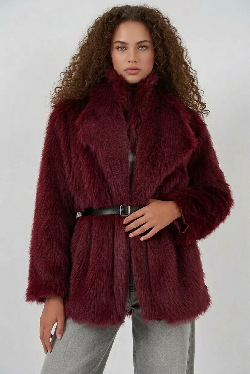 Kadın Geniş Yaka Kuşaklı Kürklü Oversize Bordo Kaban