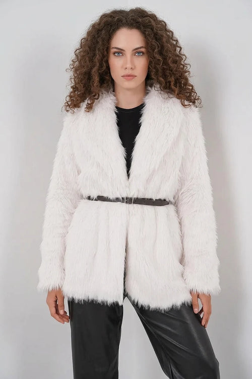Kadın Geniş Yaka Kemerli Kürklü Oversize Kaban