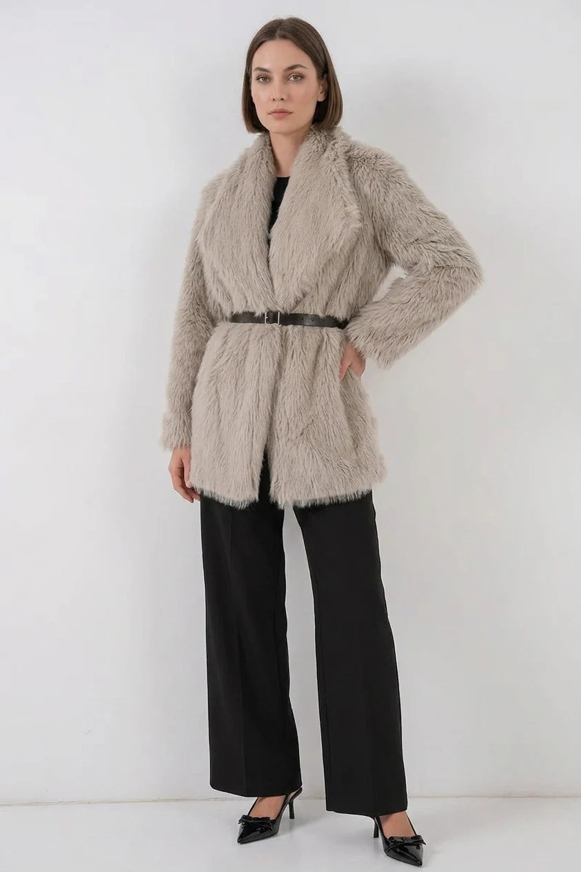 Kadın Geniş Yaka Kemerli Kürklü Oversize Kaban